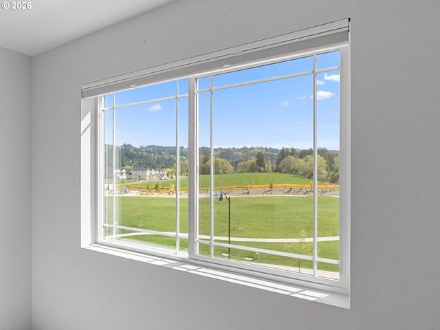 7563 Nw ELEANOR Ave, Portland, OR 97229