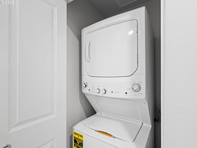 7563 Nw ELEANOR Ave, Portland, OR 97229