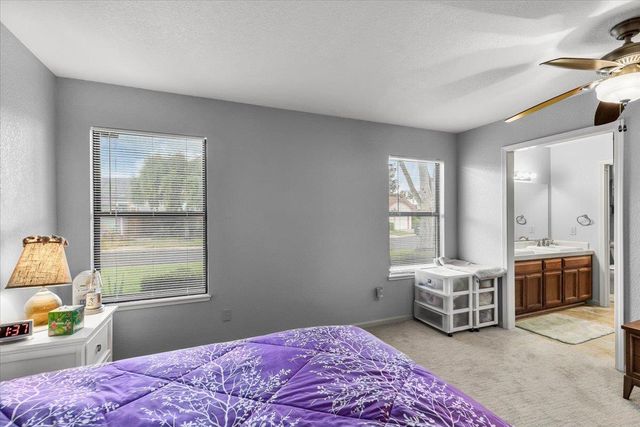 2136 Candy Cane Walk, Manteca, CA 95336