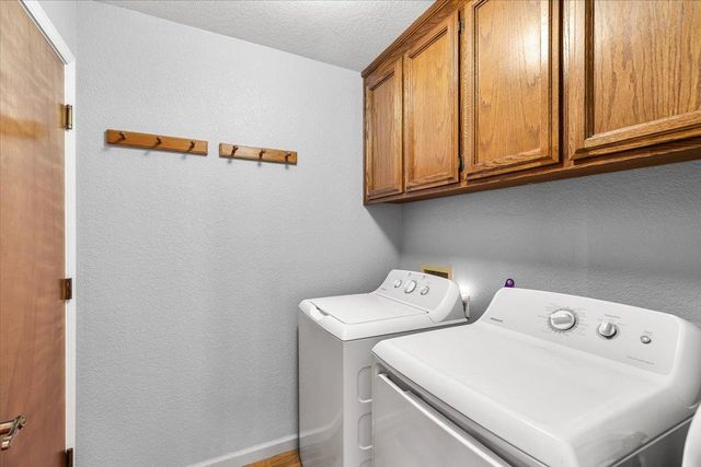 2136 Candy Cane Walk, Manteca, CA 95336