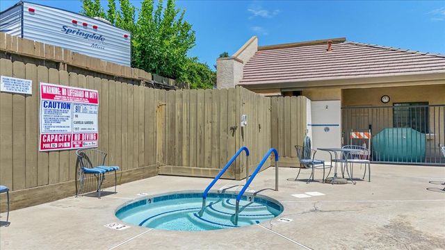 2136 Candy Cane Walk, Manteca, CA 95336