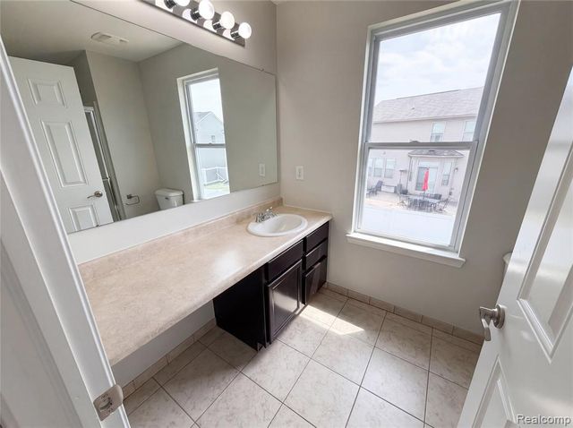 42824 Greystone Drive, Sterling Heights, MI 48313