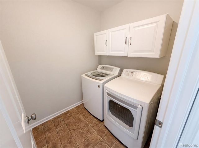42824 Greystone Drive, Sterling Heights, MI 48313