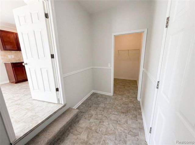 42824 Greystone Drive, Sterling Heights, MI 48313