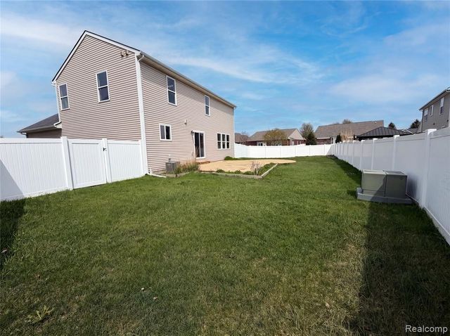 42824 Greystone Drive, Sterling Heights, MI 48313
