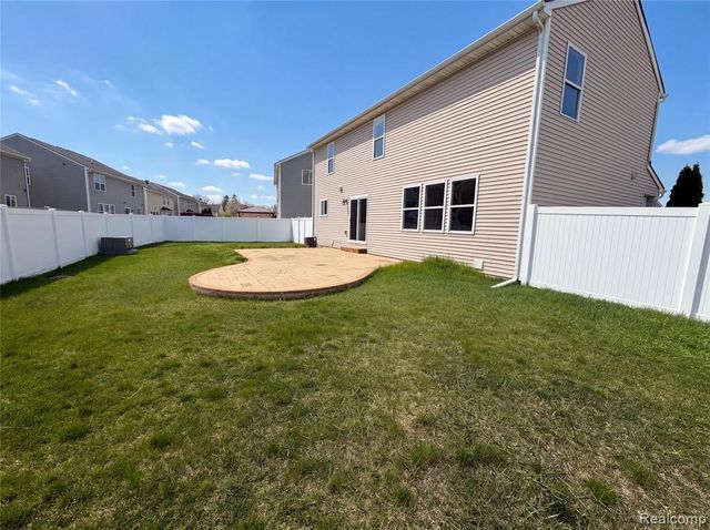 42824 Greystone Drive, Sterling Heights, MI 48313