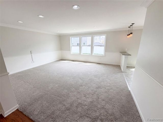 42824 Greystone Drive, Sterling Heights, MI 48313