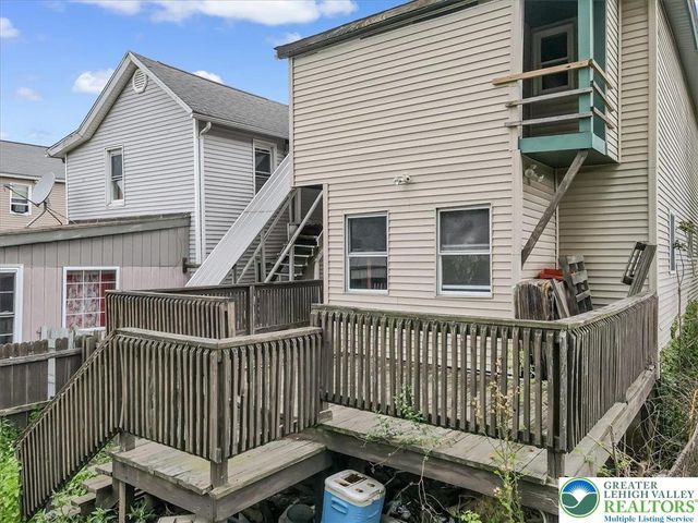 231 Putnam Street, Lackawanna, PA 18508