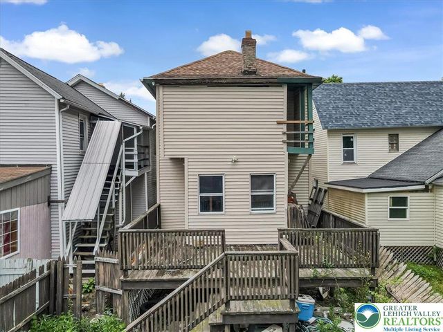 231 Putnam Street, Lackawanna, PA 18508