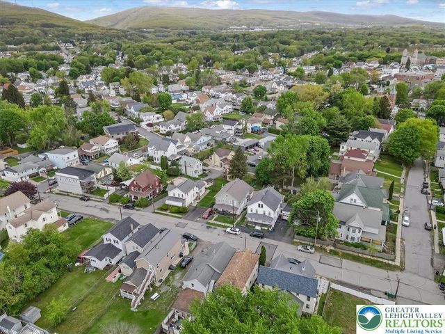 231 Putnam Street, Lackawanna, PA 18508