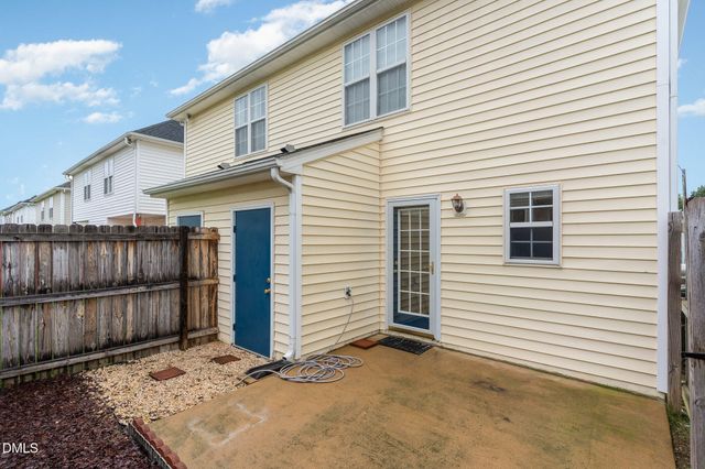 2215 Turtle Point Drive, Raleigh, NC 27604