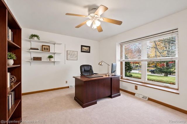 4602 Curtis Lane, Independence Charter Township, MI 48346