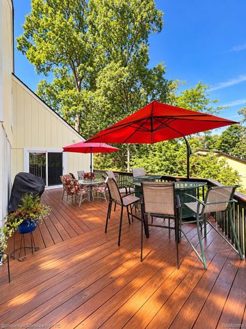 4602 Curtis Lane, Independence Charter Township, MI 48346
