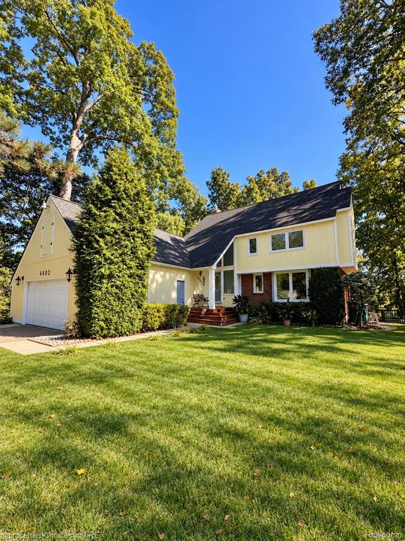 4602 Curtis Lane, Independence Charter Township, MI 48346