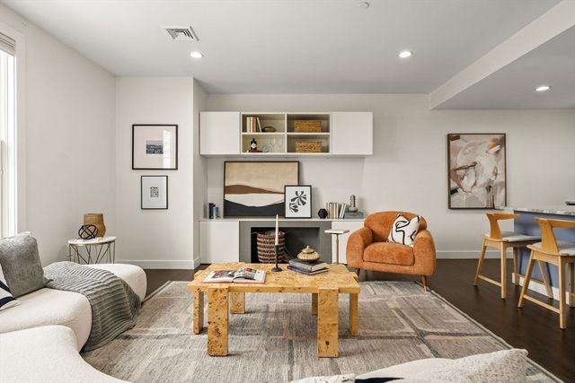 309 E Street 36, Boston, MA 02127