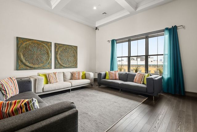 309 E Street 36, Boston, MA 02127