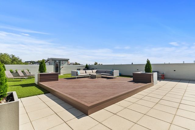 309 E Street 36, Boston, MA 02127