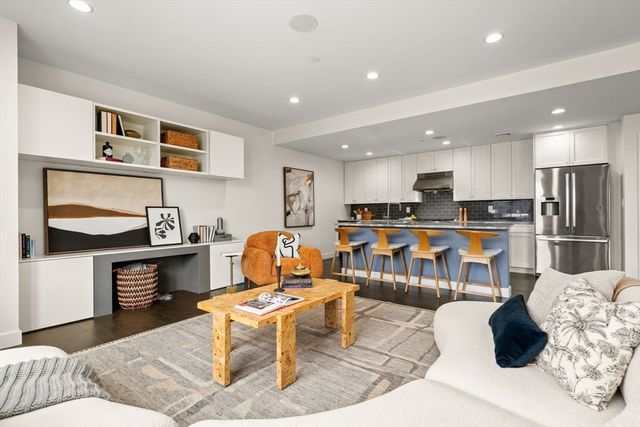 309 E Street 36, Boston, MA 02127