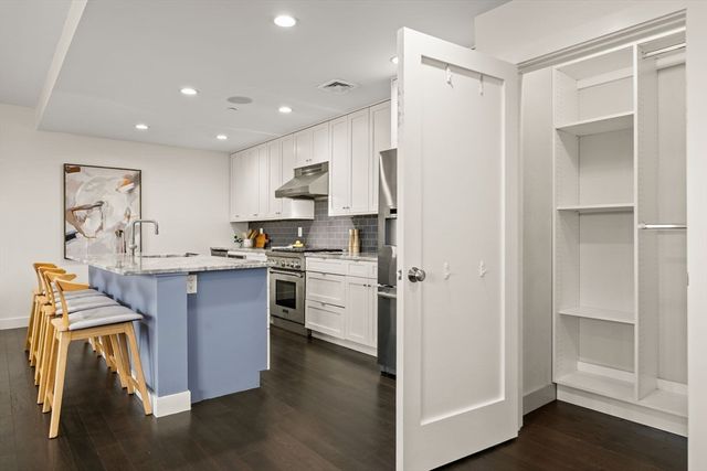 309 E Street 36, Boston, MA 02127