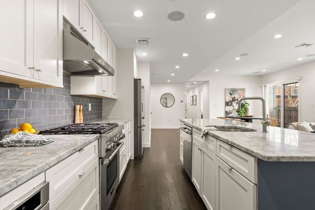 309 E Street 36, Boston, MA 02127