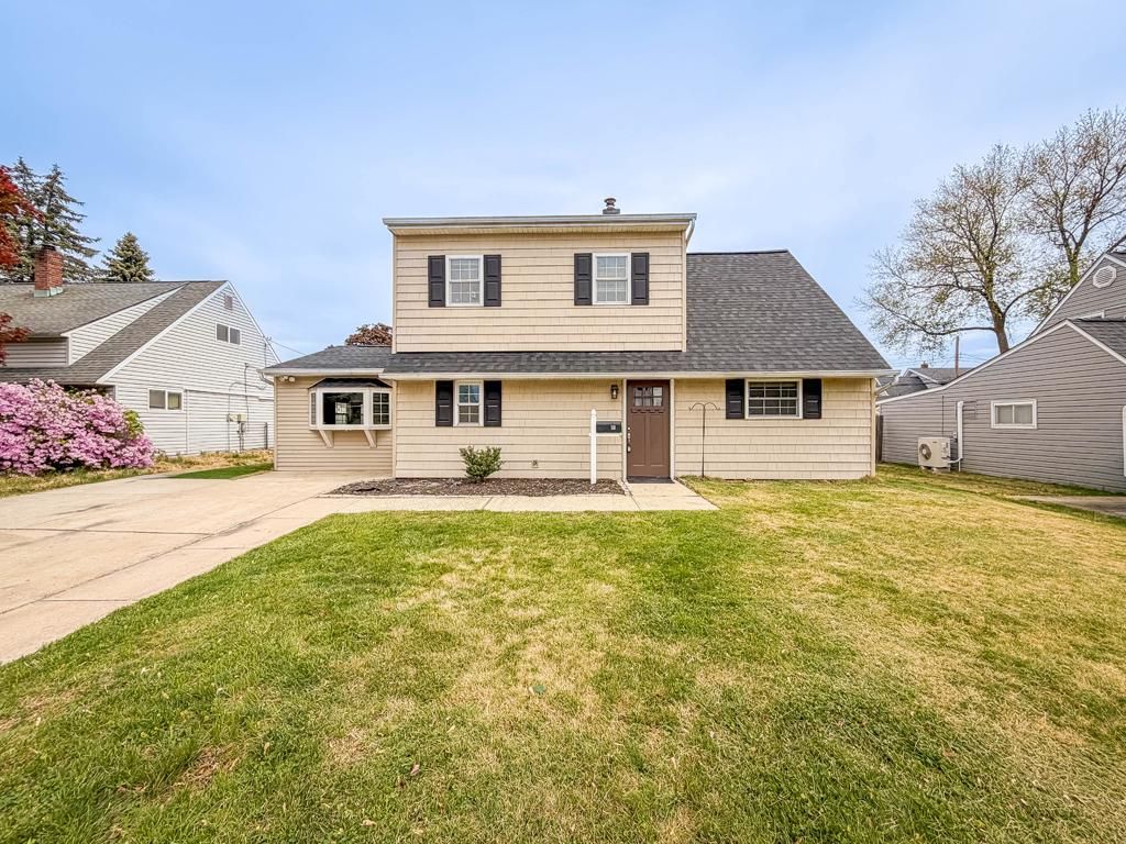 70 HUCKLEBERRY LN, Levittown, PA 19055