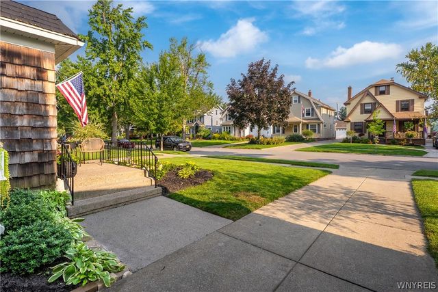 365 Argonne Drive, Tonawanda, NY 14217