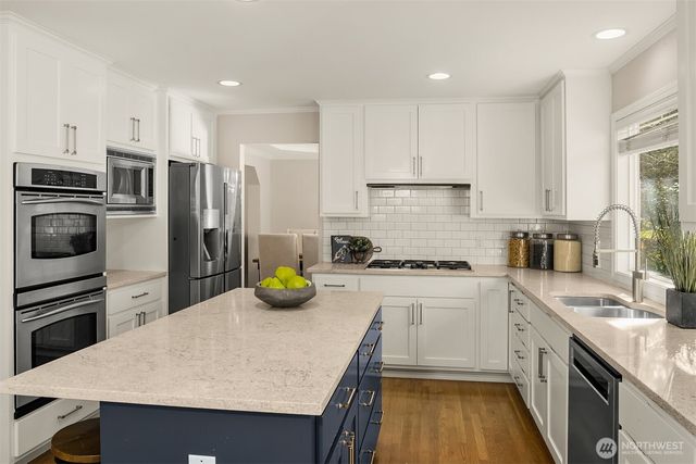 8537 NE 128th Street, Kirkland, WA 98034