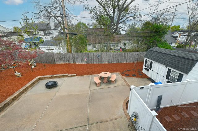 156 Farmedge Road, Levittown, NY 11756