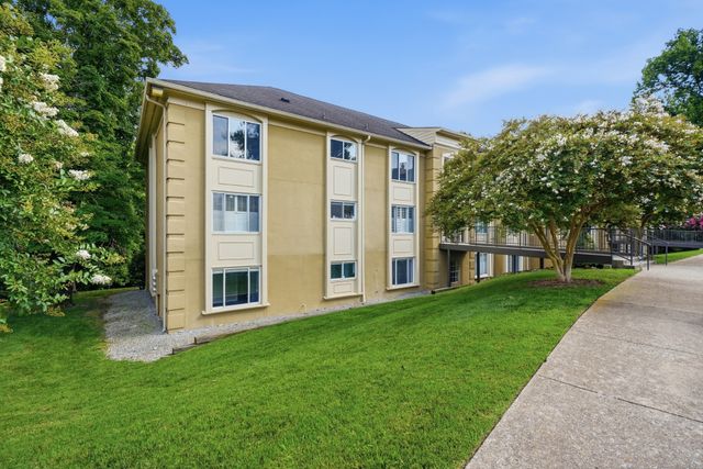 4487 Post Pl Apt 83, Nashville, TN 37205