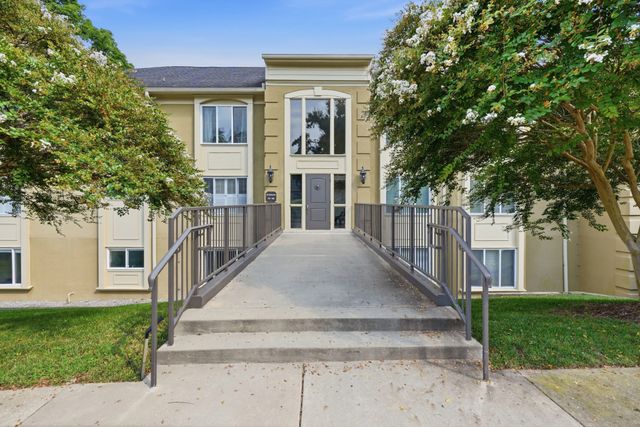 4487 Post Pl Apt 83, Nashville, TN 37205