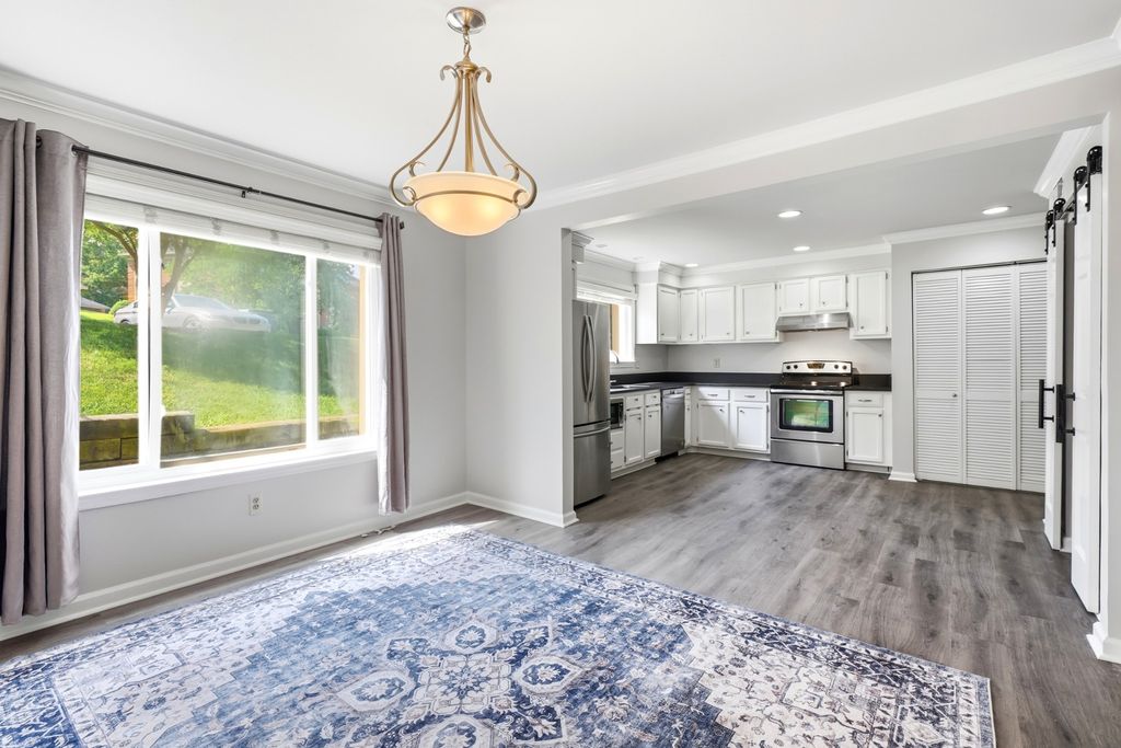 4487 Post Pl Apt 83, Nashville, TN 37205