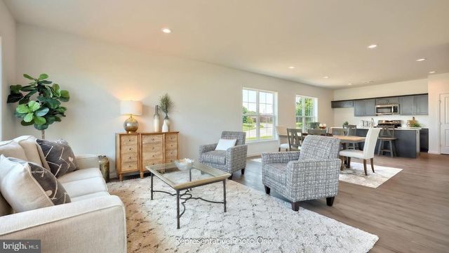 7479 SAINT PATRICK CT, Abbottstown, PA 17301