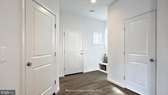 7479 SAINT PATRICK CT, Abbottstown, PA 17301