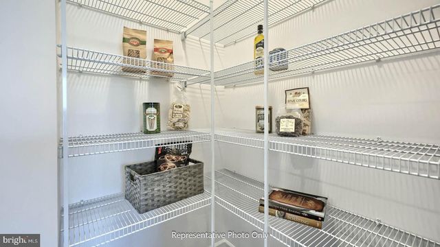 7479 SAINT PATRICK CT, Abbottstown, PA 17301