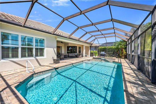 11918 Heather Woods CT, Naples, FL 34120