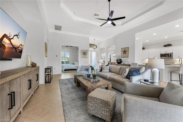 11918 Heather Woods CT, Naples, FL 34120