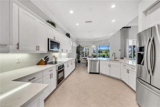 11918 Heather Woods CT, Naples, FL 34120