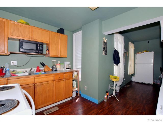 913 4th Street, Greeley, CO 80631