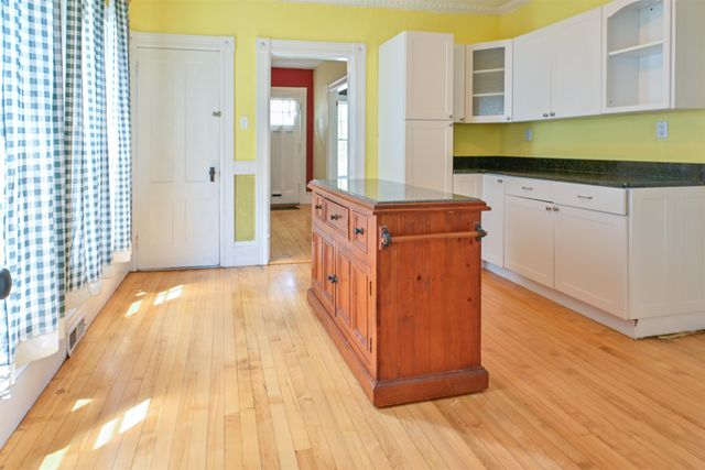 375 Orange Street, Manchester, NH 03104