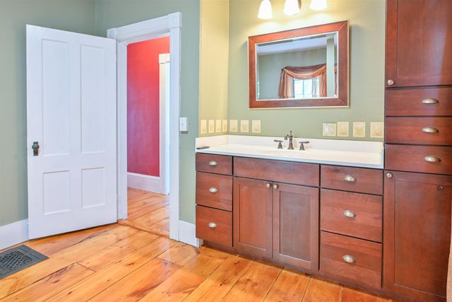 375 Orange Street, Manchester, NH 03104