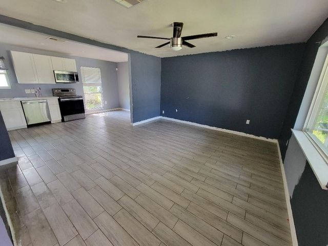 1601 22nd Street, Galveston, TX 77550