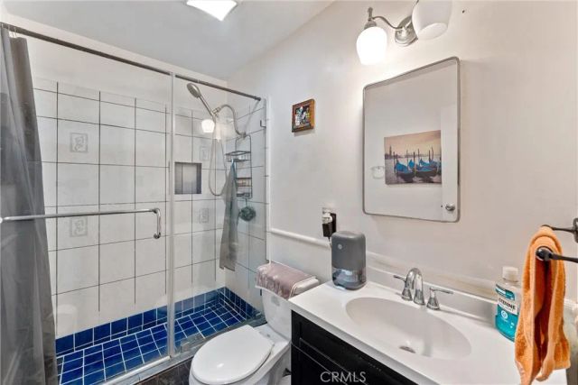 907 E Ghent East, Azusa, CA 91702