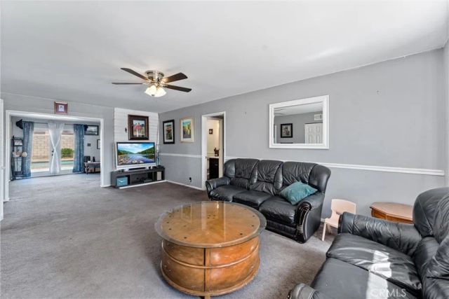 907 E Ghent East, Azusa, CA 91702