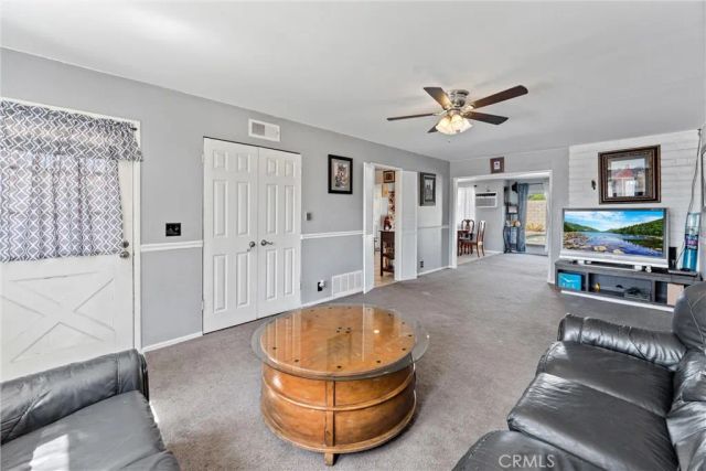 907 E Ghent East, Azusa, CA 91702