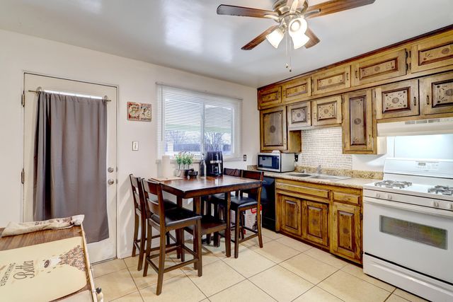 8802 Aztec Road NE, Albuquerque, NM 87111