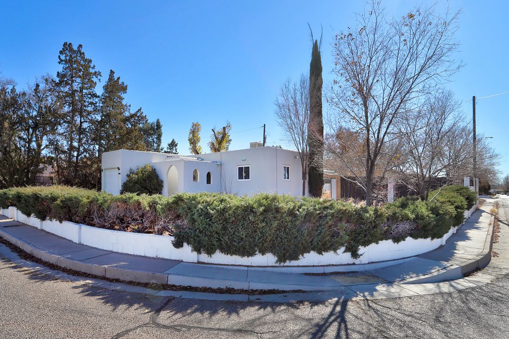 8802 Aztec Road NE, Albuquerque, NM 87111