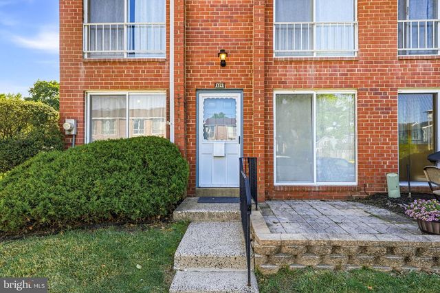 114 LEXINGTON CT, Warminster, PA 18974
