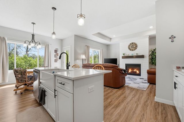 642 Alaska Place S, Cambridge, MN 55008
