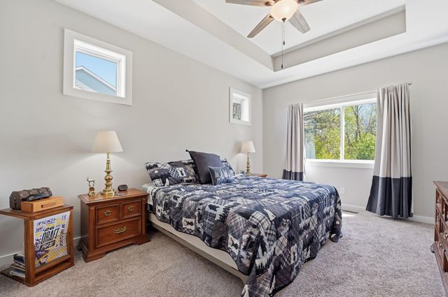 642 Alaska Place S, Cambridge, MN 55008