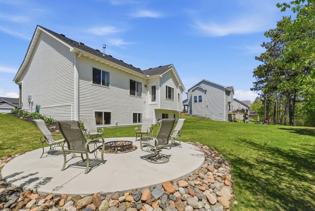 642 Alaska Place S, Cambridge, MN 55008